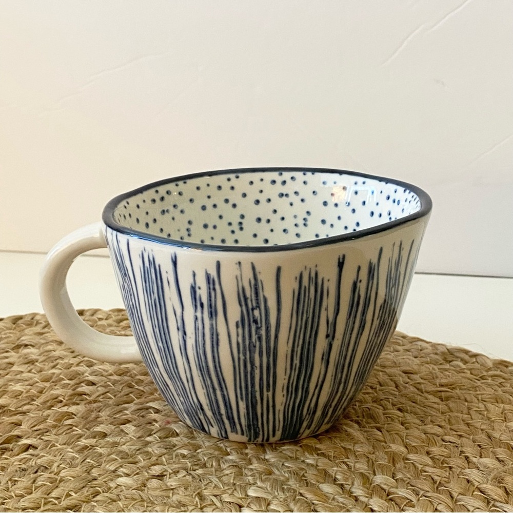 THE OLD POTTERY Co. Hand Painted Asymmetrical Striped Mug in Blue & White